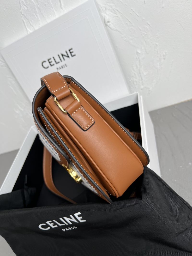 Ce1i*e triomphe bags
